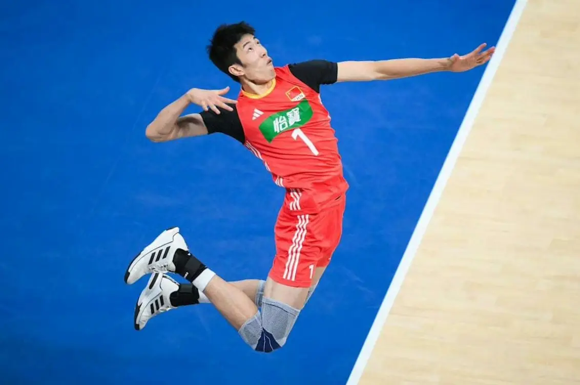 中国男排又, 希望临场调 中国男排又, 希望临场调