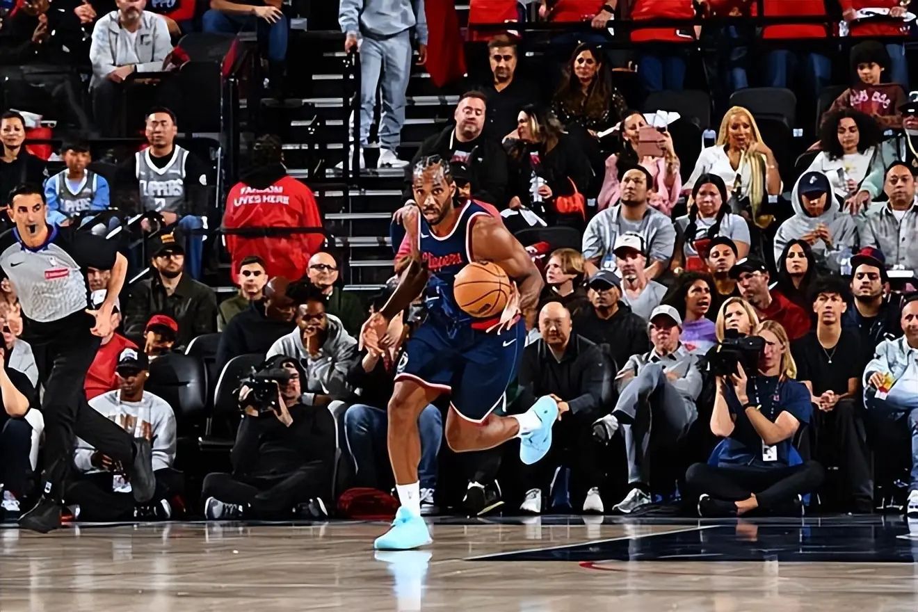 场均出场时 场均出场时